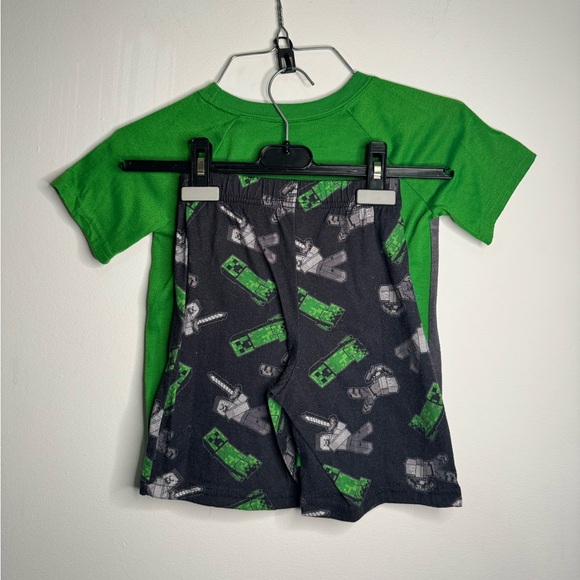 Minecraft Pajama Set. - Picture 2 of 3